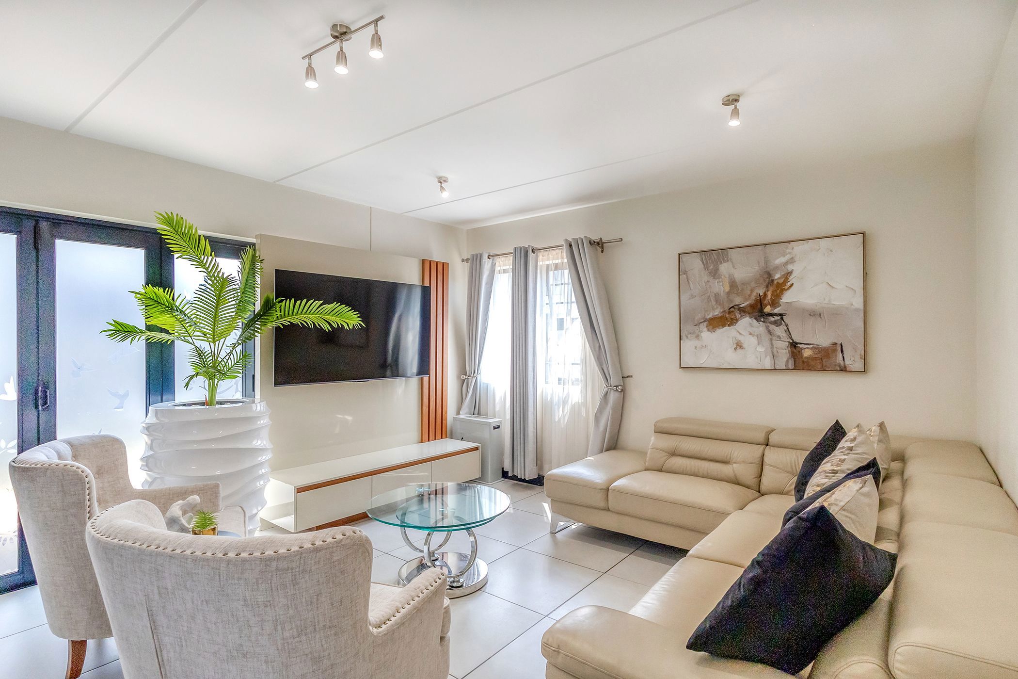 Townhouse for sale in Wilgeheuwel - RAN1714200