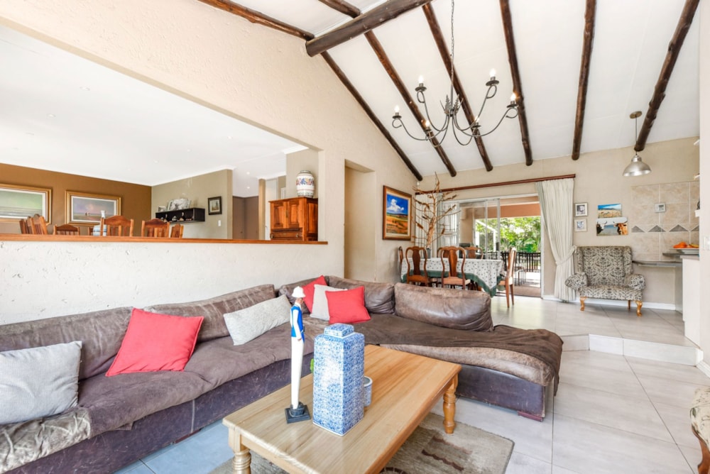 House for sale in Sunninghill - FW1714392 House for sale in Sunninghill - FW1714392