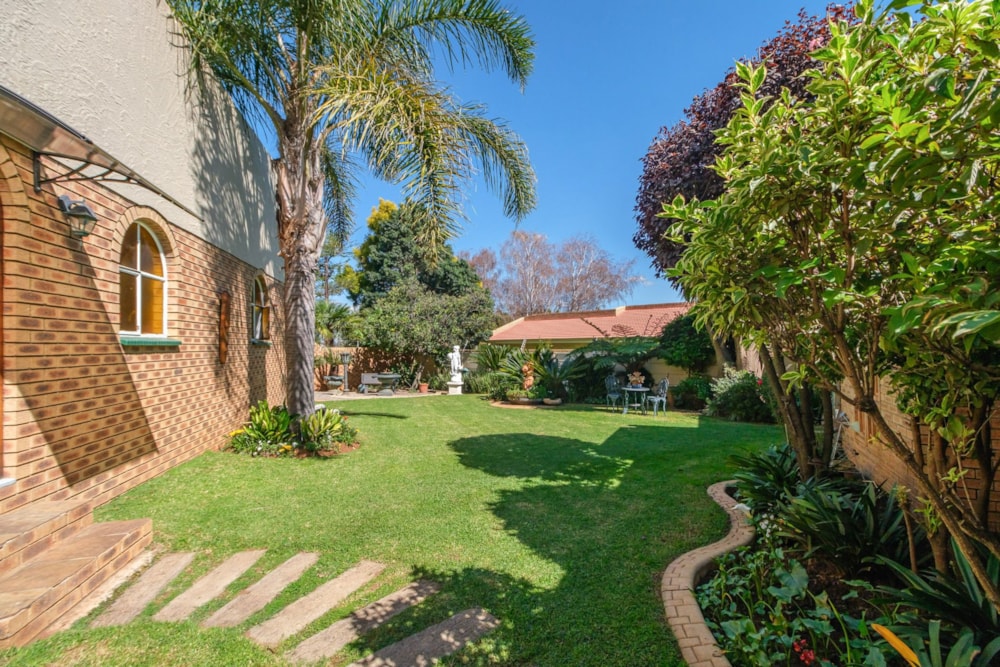 House for sale in Greenhills - 1KR1714570