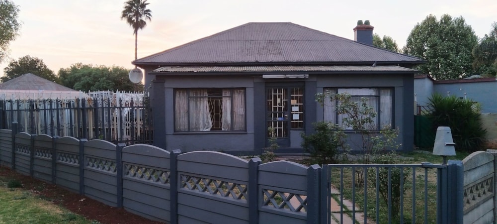 House for sale in Brakpan Central - 1BJ1715493