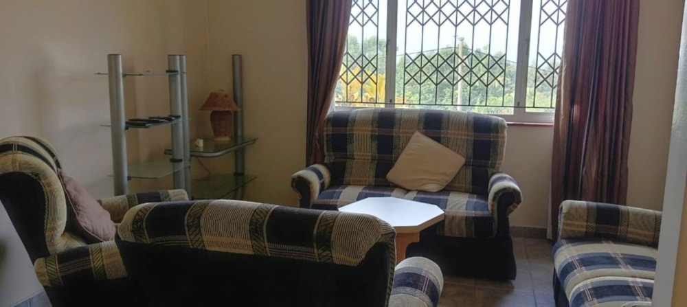 House for sale in Blythedale Beach - 1BD1716178