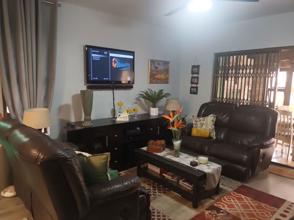 Townhouse for sale in Sonneveld - 1BJ1714210 Townhouse for sale in Sonneveld - 1BJ1714210