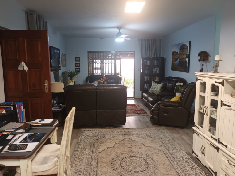 Townhouse for sale in Sonneveld - 1BJ1714210 Townhouse for sale in Sonneveld - 1BJ1714210