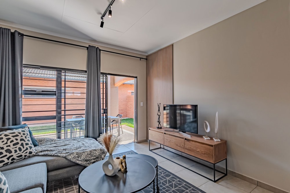 Security complex home for sale in Rietvalleirand - CN1714241 Security complex home for sale in Rietvalleirand - CN1714241