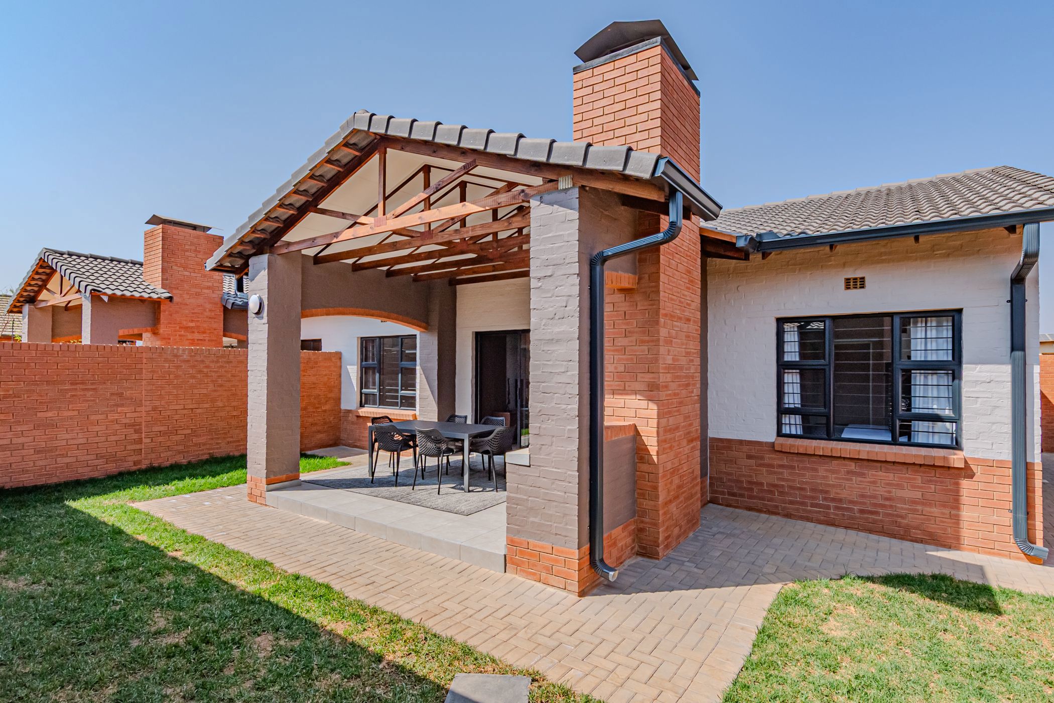 Security complex home for sale in Rietvalleirand - CN1714241