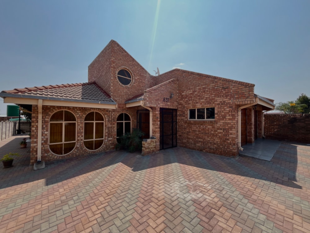House for sale in Seshego - 1PS1714411 House for sale in Seshego - 1PS1714411