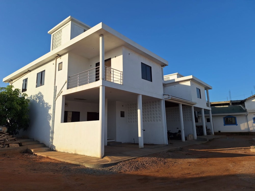 Double-storey house to rent in Matola Rio, Mozambique - 3MQ1728863 Double-storey house to rent in Matola Rio, Mozambique - 3MQ1728863