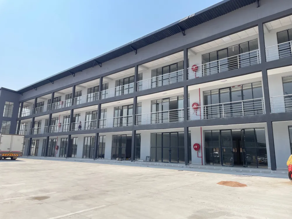 Commercial Building let in Setlhoa, Botswana - 3BO1714292