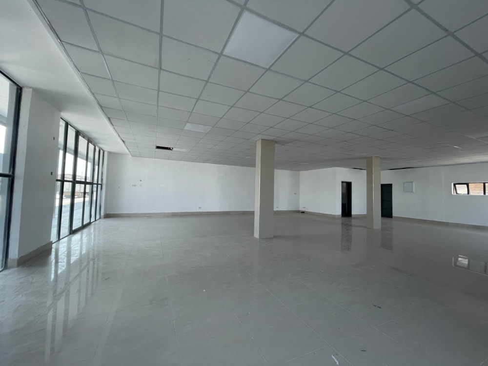 Commercial Building to rent in Setlhoa, Botswana - 3BO1714295 Commercial Building to rent in Setlhoa, Botswana - 3BO1714295