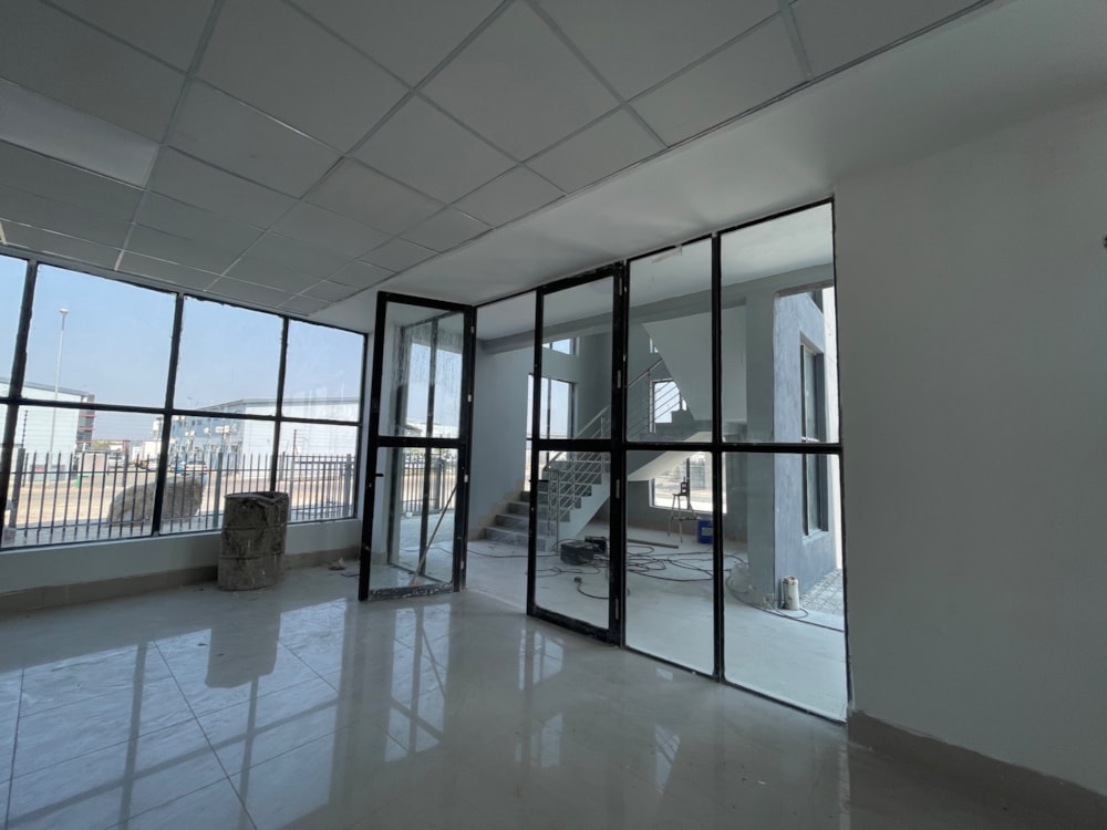 Commercial Building to rent in Setlhoa, Botswana - 3BO1714295 Commercial Building to rent in Setlhoa, Botswana - 3BO1714295