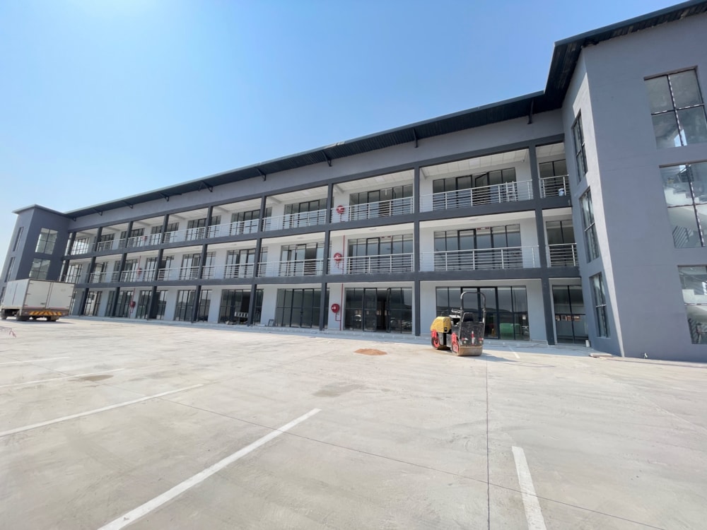 Commercial Building to rent in Setlhoa, Botswana - 3BO1714295