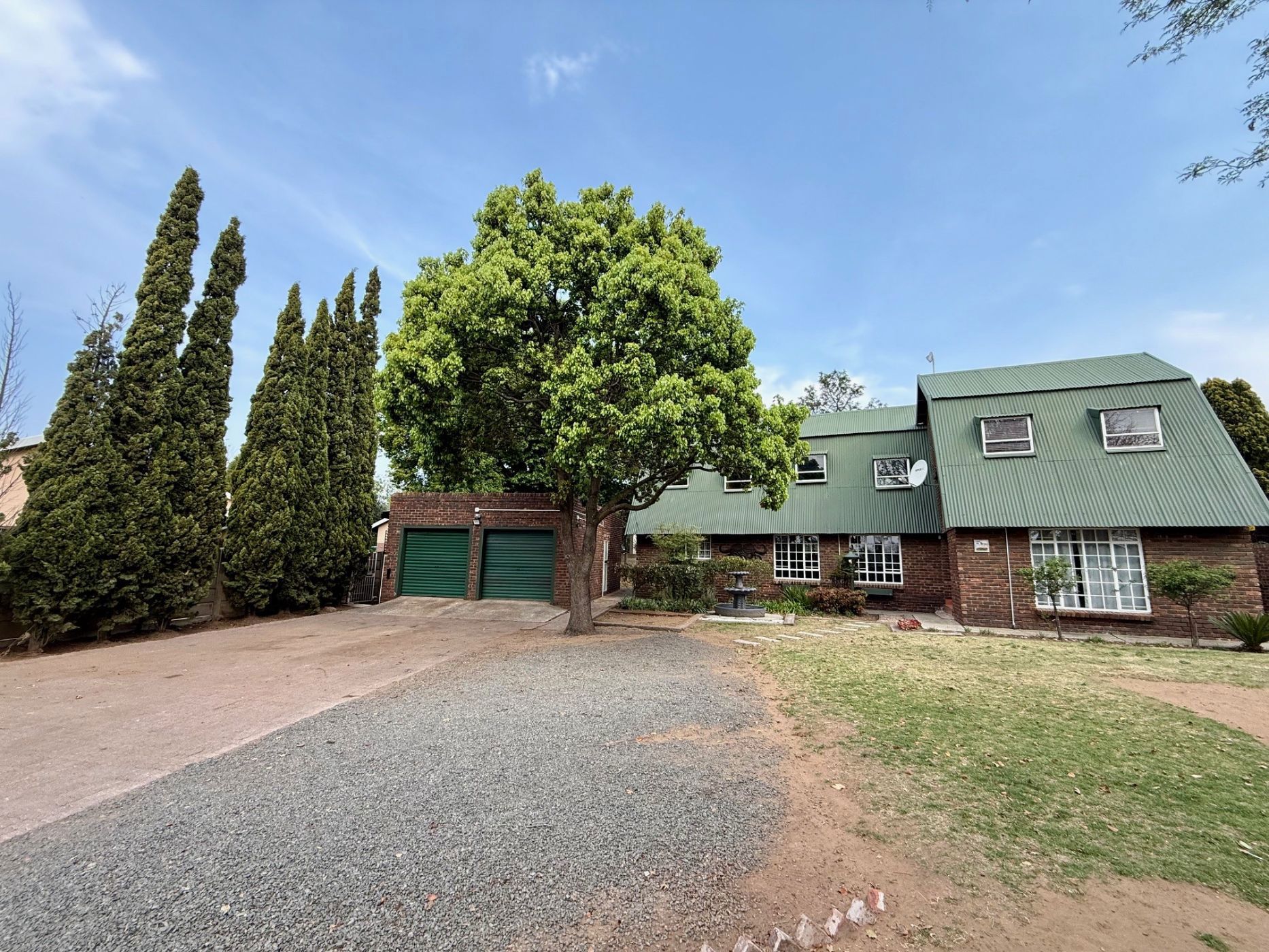 House for sale in John Vorster Park - 1EM1714297