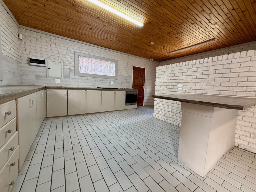 House for sale in John Vorster Park - 1EM1714297