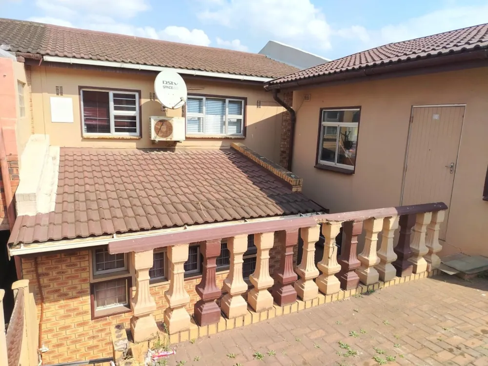 House for sale in Northcroft - 1DA1714325 House for sale in Northcroft - 1DA1714325