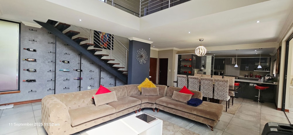 House for sale in Midstream Estate - CN1714414 House for sale in Midstream Estate - CN1714414