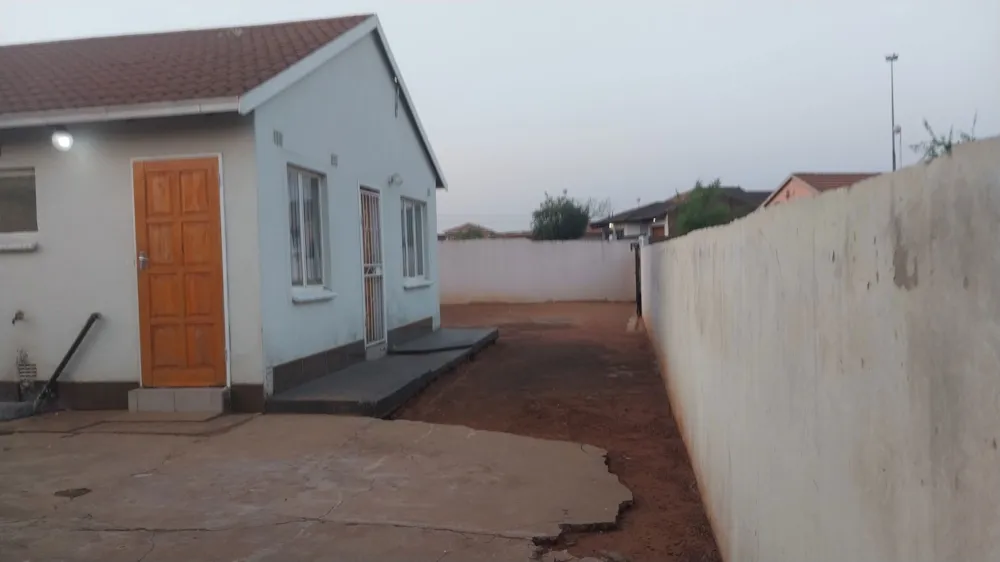House for sale in Moleleki - BOK1714558 House for sale in Moleleki - BOK1714558