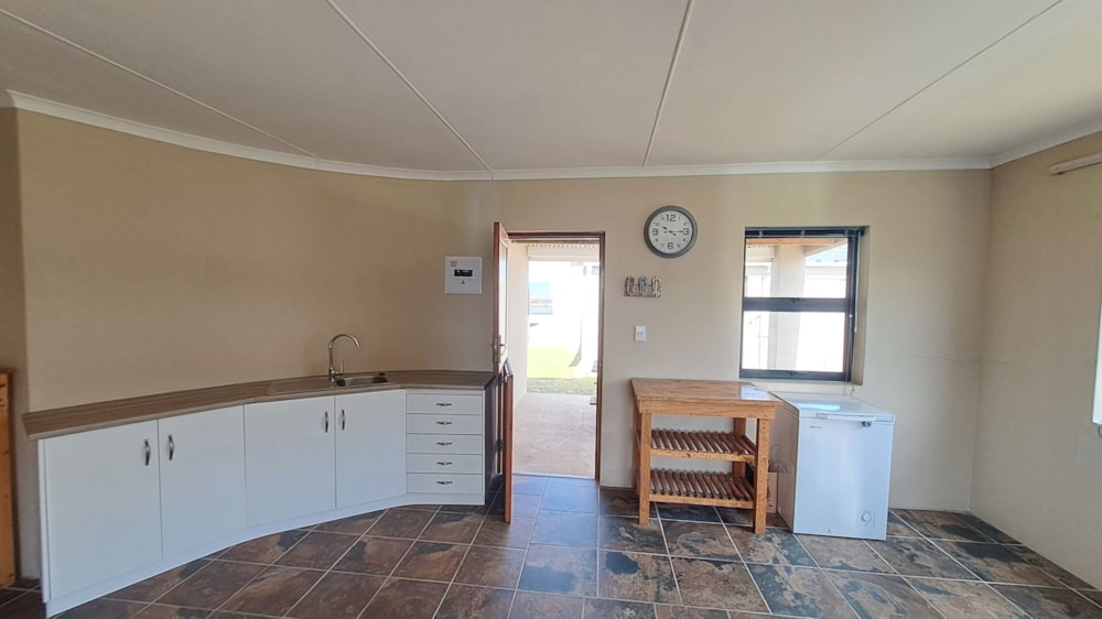 Bachelor apartment to rent in Witsand - 1SR1715176 Bachelor apartment to rent in Witsand - 1SR1715176