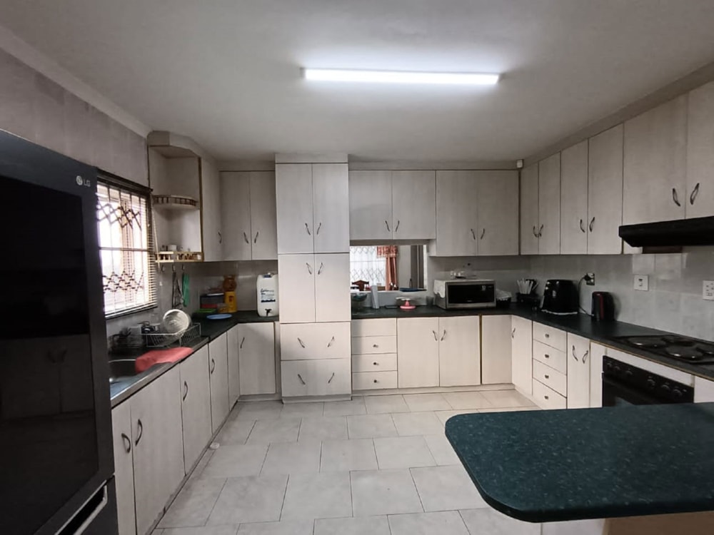 House for sale in Umzinto - 1si1714517 House for sale in Umzinto - 1si1714517