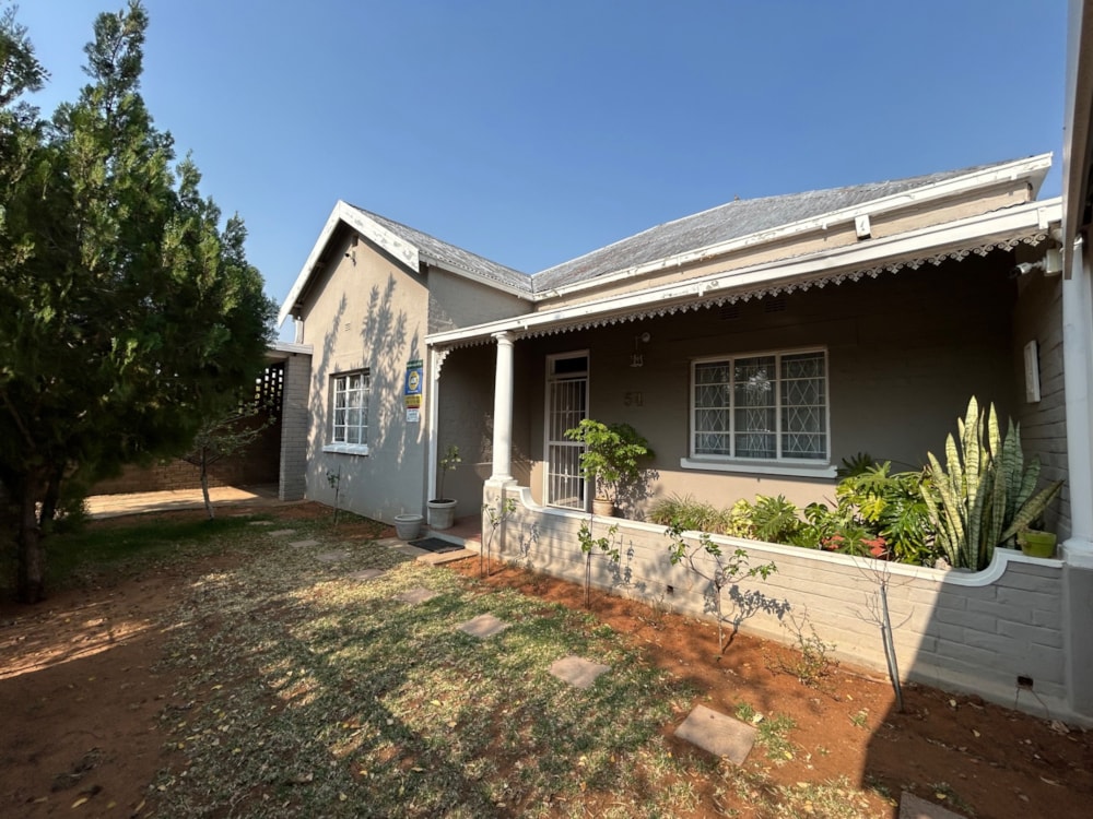 House for sale in Beaconsfield - 1KJ1714385