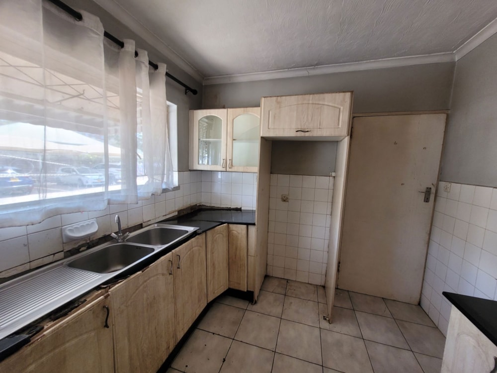 Garden apartment sold in Avenues, Zimbabwe - 3ZB1717157