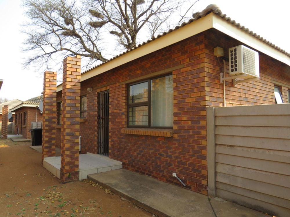 House for sale in Onverwacht, Limpopo Province - 1ER1714482