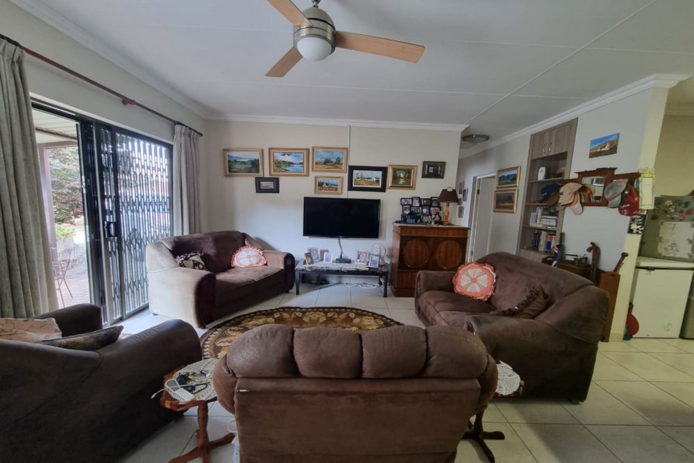 Retirement home for sale in White River - 1WR1714545