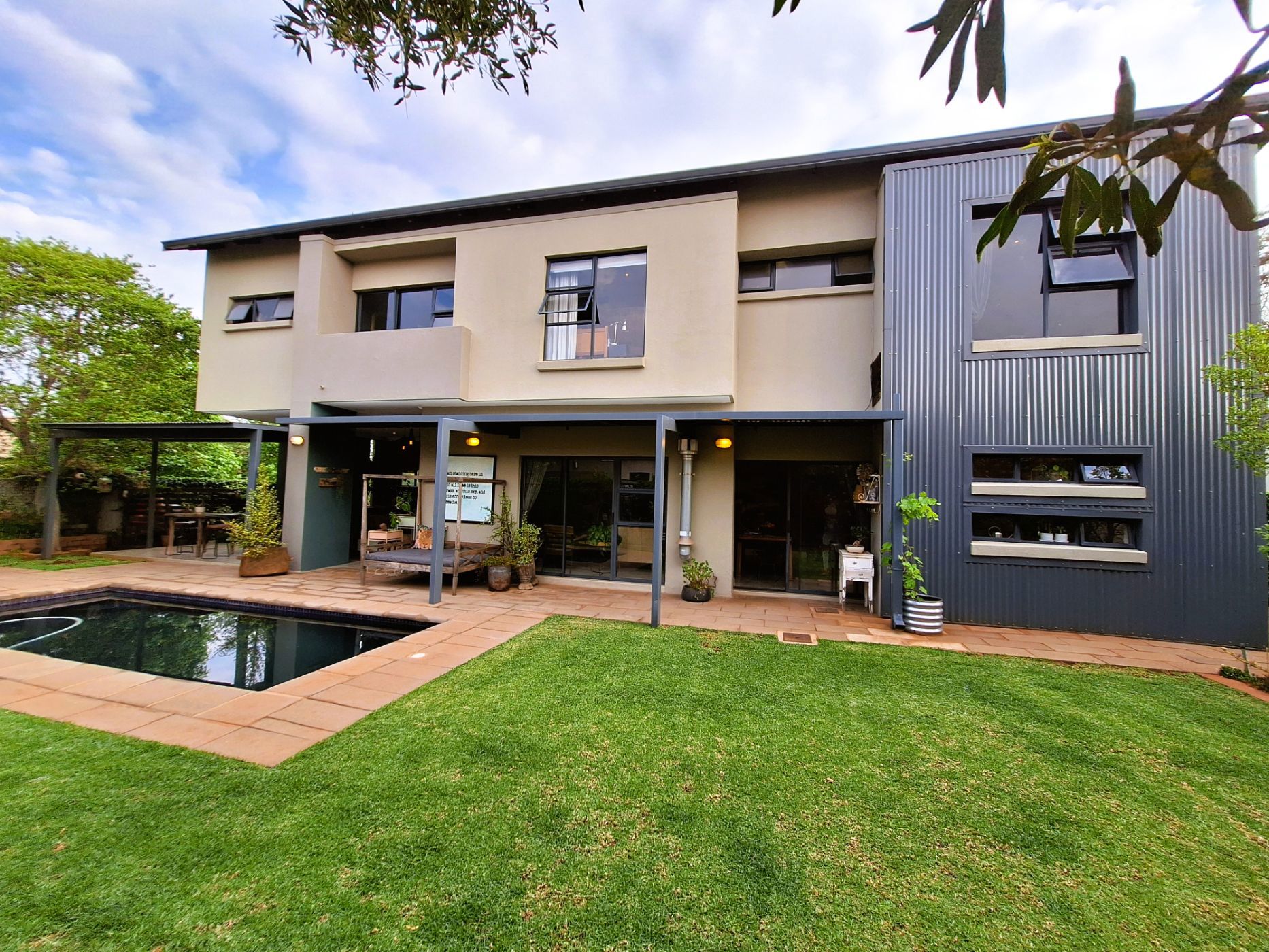 House for sale in Midstream Estate - CN1716642