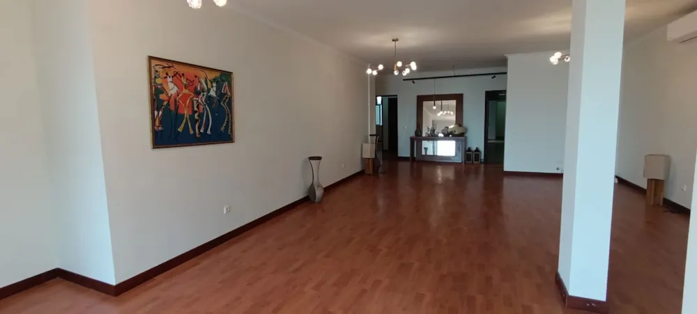 Apartment let in Maputo , Mozambique - 3MQ1735067