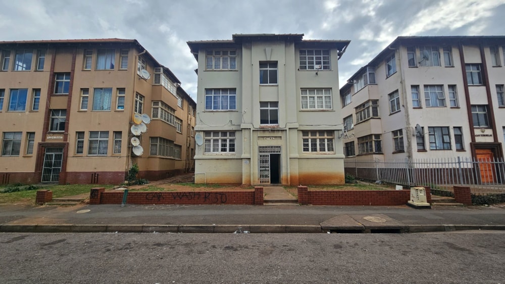 Apartment for sale in Bulwer, Durban - 1DA1714664 Apartment for sale in Bulwer, Durban - 1DA1714664