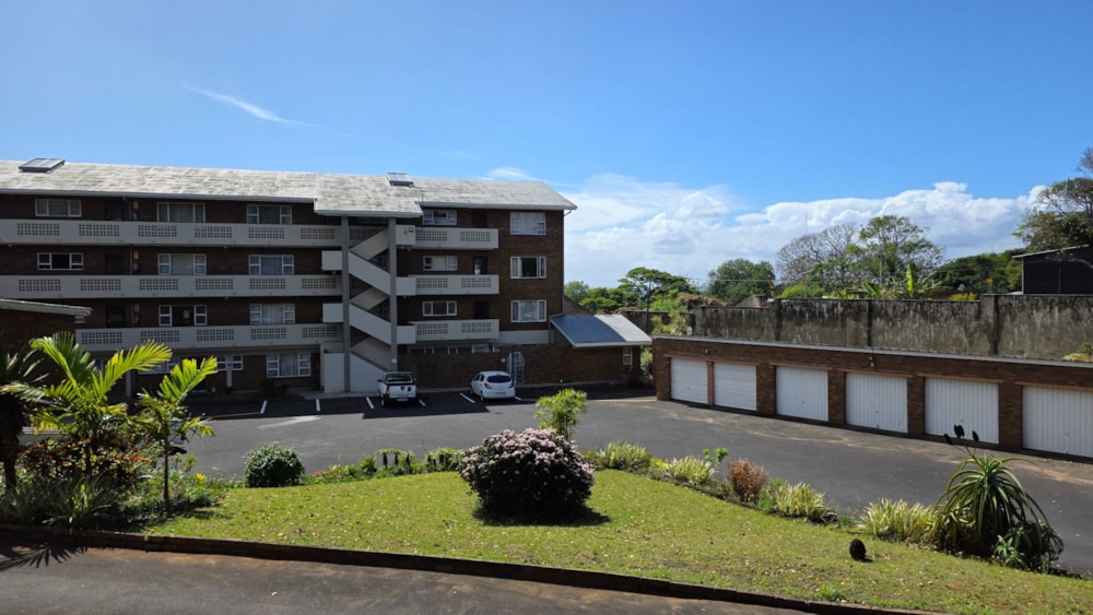 Apartment for sale in Uvongo - 1PSH1715978 Apartment for sale in Uvongo - 1PSH1715978