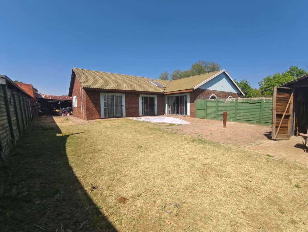 House for sale in Vanderbijlpark SE 2 - 1VT1714689 House for sale in Vanderbijlpark SE 2 - 1VT1714689