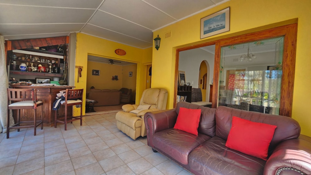 House for sale in Umtentweni - 1PSH1715642