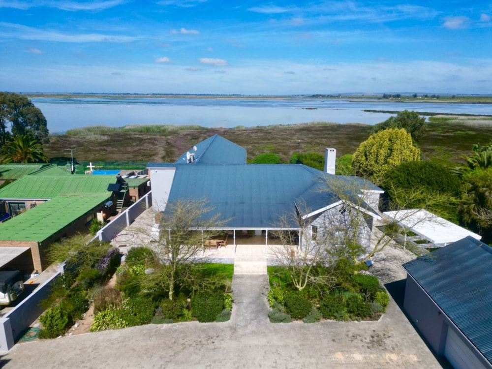 Double-storey house for sale in Velddrif - LA1715236