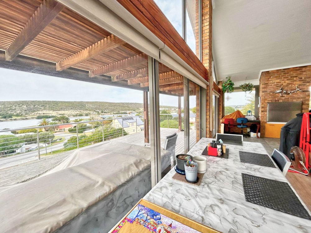 House for sale in Stilbaai West - 1SR1714680 House for sale in Stilbaai West - 1SR1714680