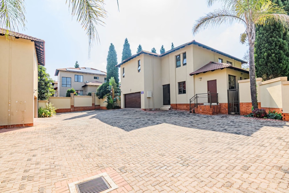 House to rent in Monument Park - PTL1714722 House to rent in Monument Park - PTL1714722