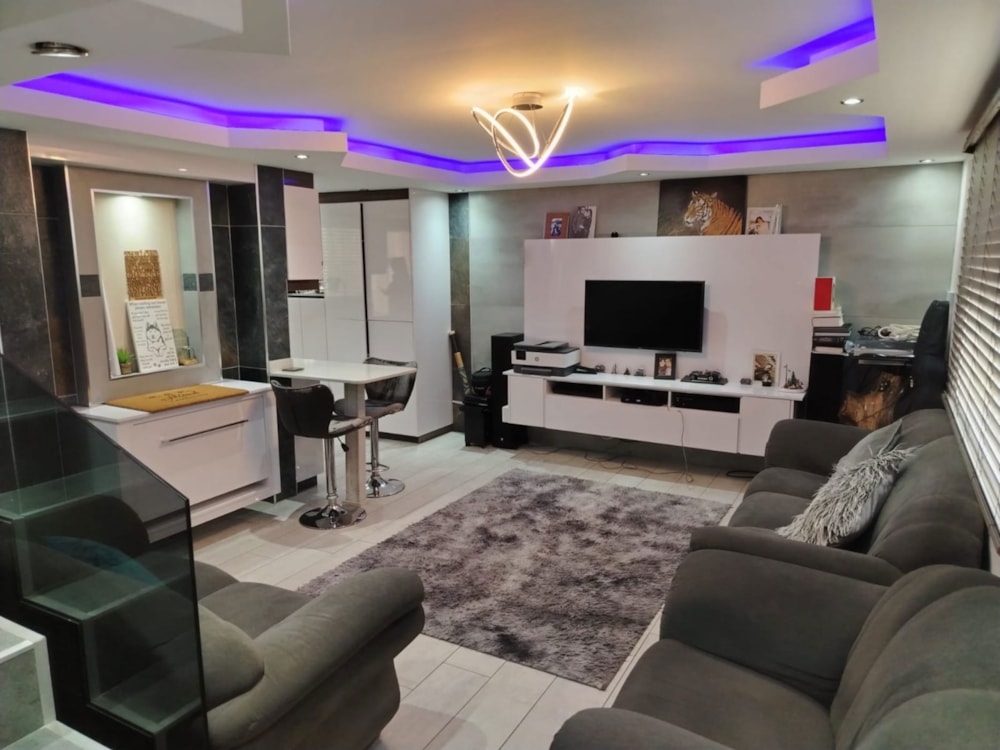 House for sale in Northcroft - 1DA1714870