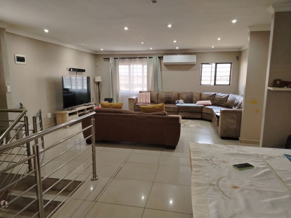 House for sale in Redfern - 1DA1714880