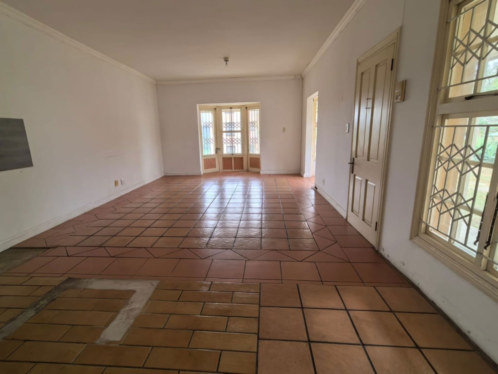 Apartment for sale in Bellair, KwaZulu-Natal - 1DA1714887 Apartment for sale in Bellair, KwaZulu-Natal - 1DA1714887