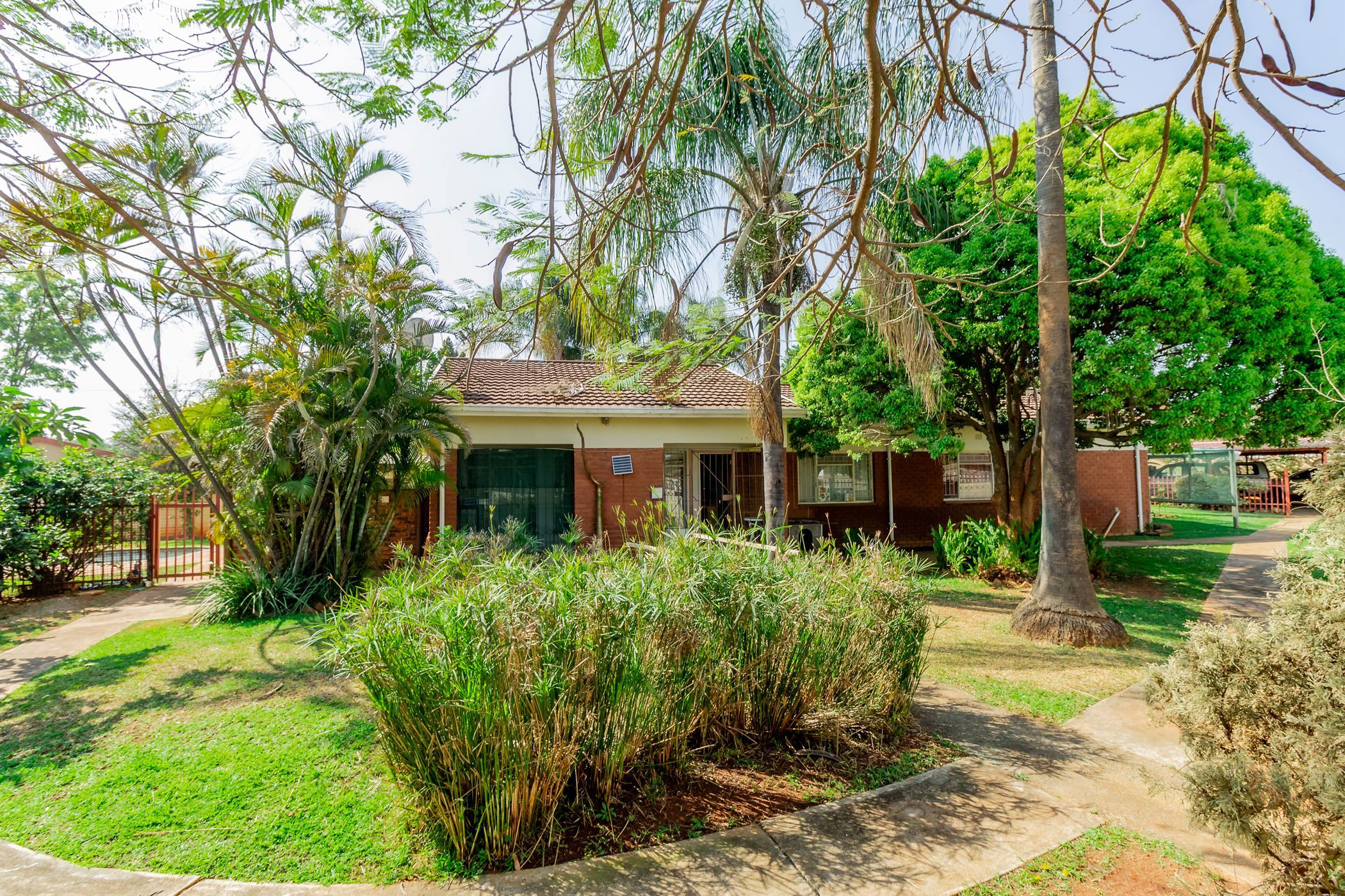 House for sale in Mooinooi - 1HR1715328