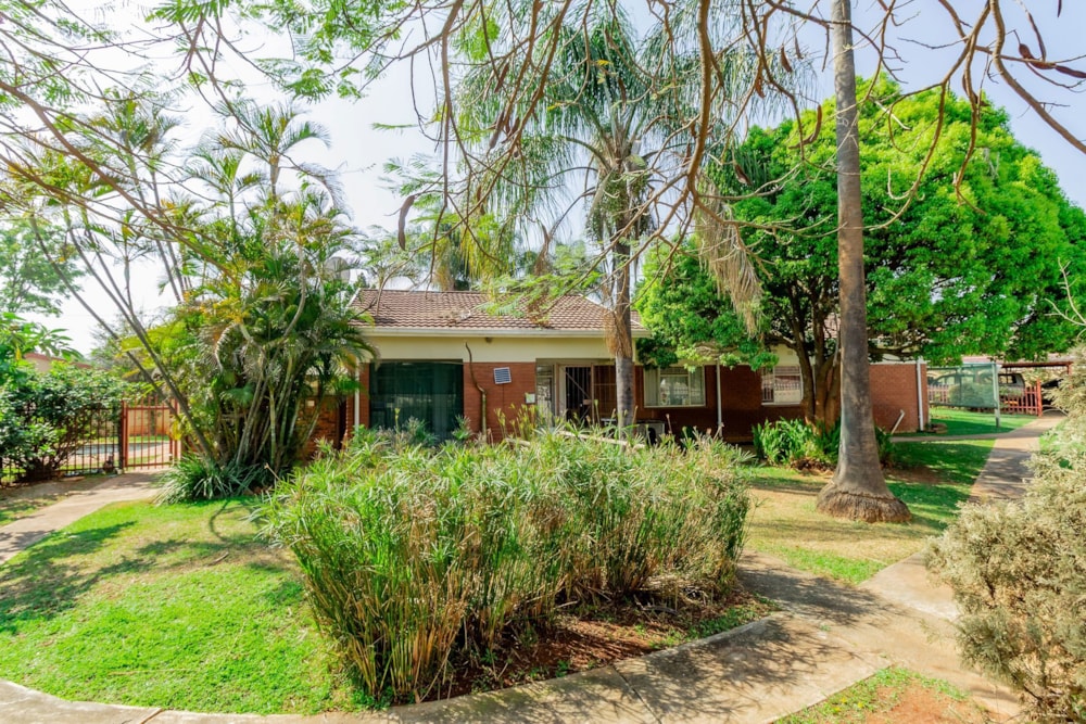 House for sale in Mooinooi - 1HR1715328