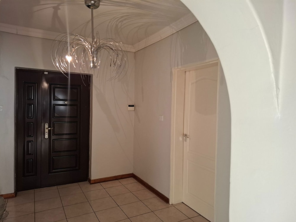 House for sale in Block 6, Botswana - 3BO1715551 House for sale in Block 6, Botswana - 3BO1715551