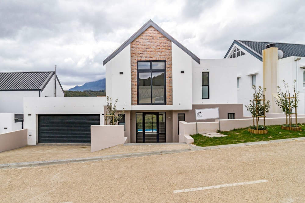 House for sale in La Roche - ST1715035