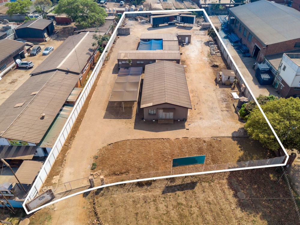 Commercial industrial property for sale in Bluffhill, Zimbabwe - 3ZB1715021 Commercial industrial property for sale in Bluffhill, Zimbabwe - 3ZB1715021