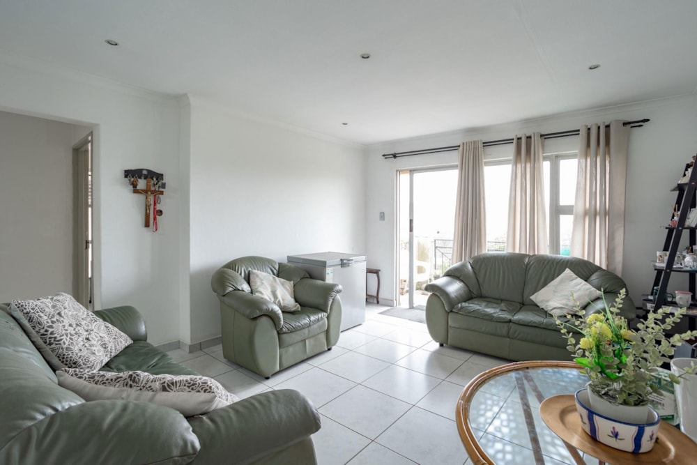 Apartment for sale in Waterval Park - 1WP1715024 Apartment for sale in Waterval Park - 1WP1715024