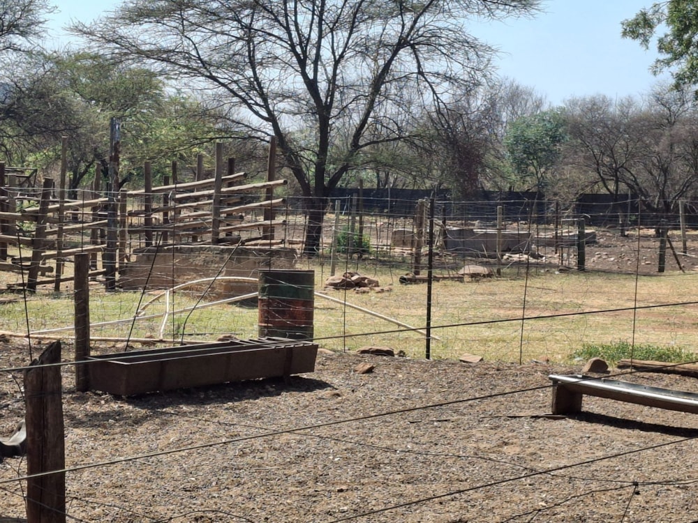 Mixed use farm for sale in Zeerust - 1RU1715038 Mixed use farm for sale in Zeerust - 1RU1715038