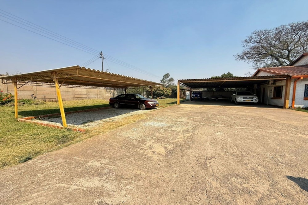 Commercial industrial property for sale in Bulawayo, Zimbabwe - 3ZB1715036 Commercial industrial property for sale in Bulawayo, Zimbabwe - 3ZB1715036