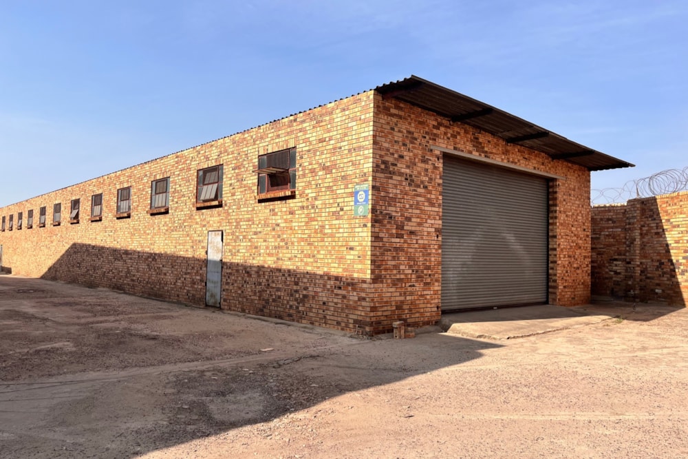 Commercial Building for sale in Klarinet - 1WD1715074