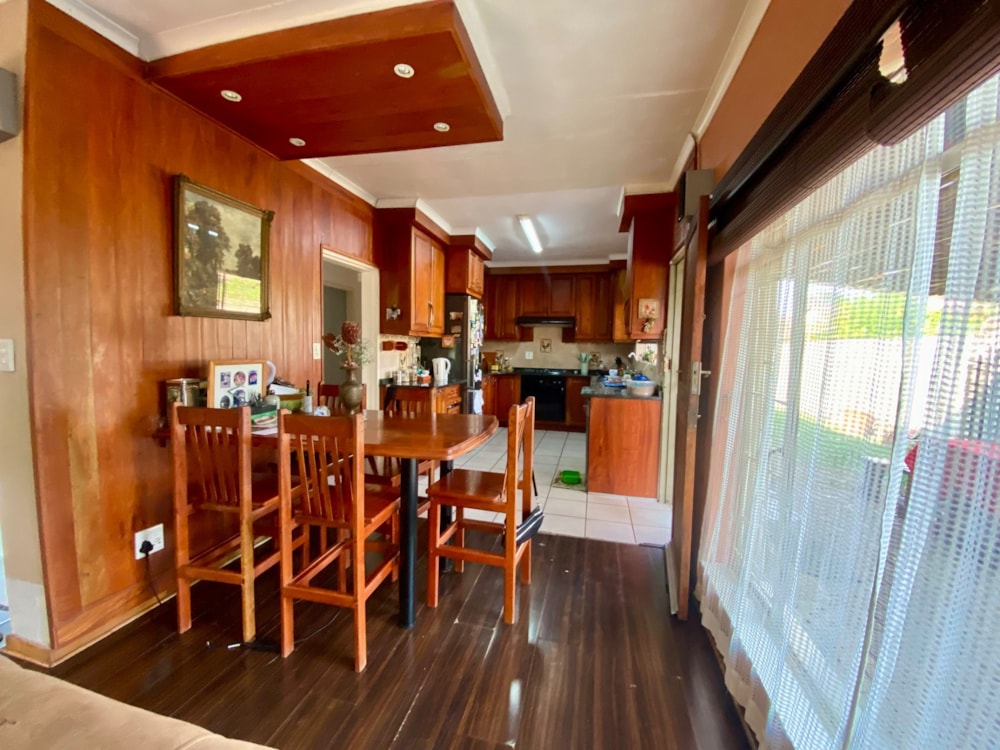 House for sale in Pioneer Park - 1NW1715423