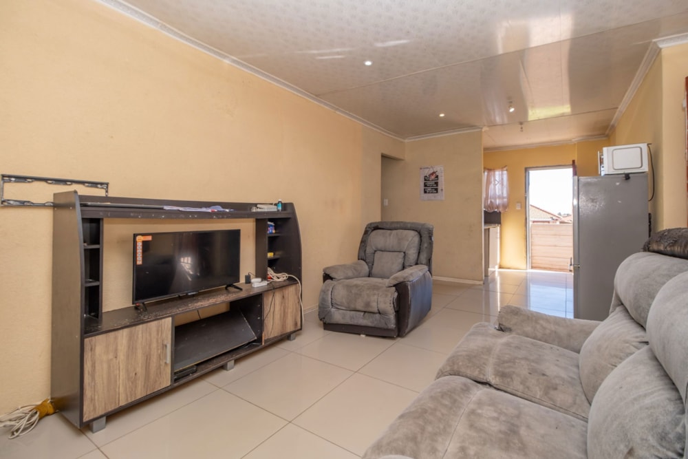 House for sale in Witpoortjie - RAN1715297 House for sale in Witpoortjie - RAN1715297