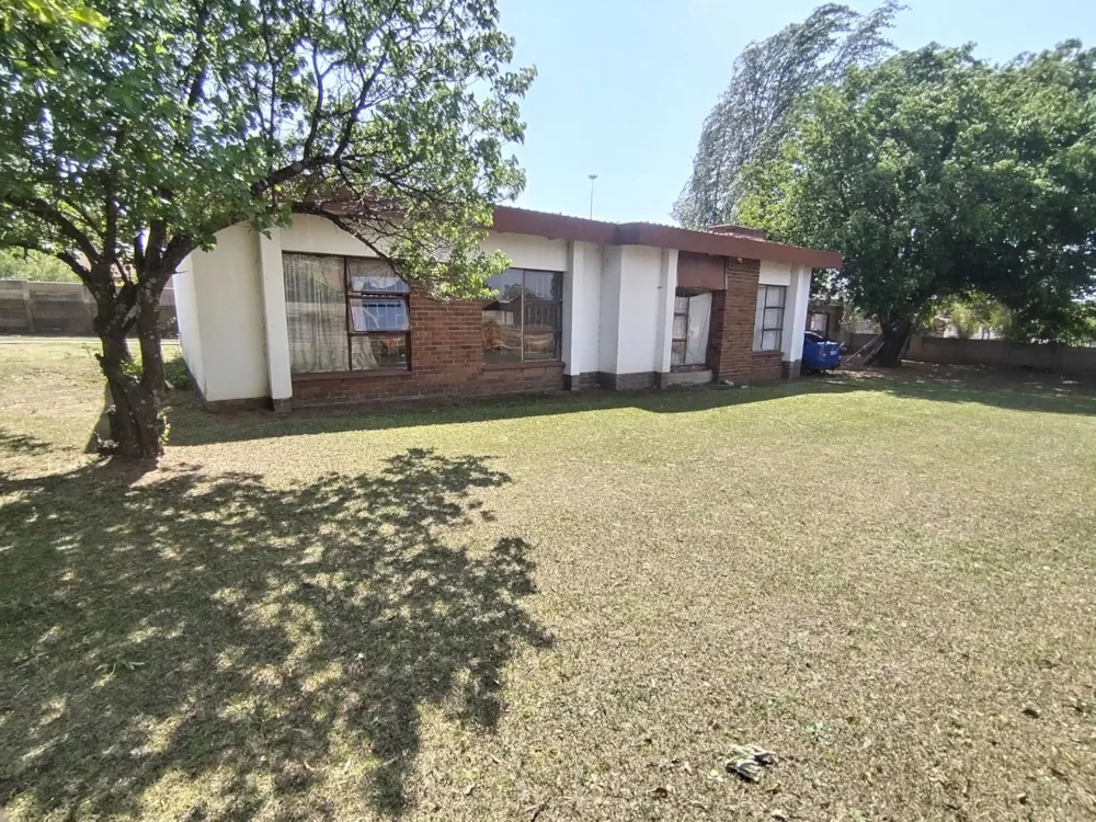 House for sale in Ncandu Park - 1NW1716011 House for sale in Ncandu Park - 1NW1716011